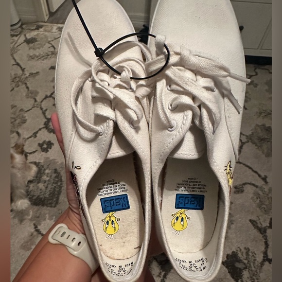 RARE VINTAGE Tweety Bird Keds - Picture 1 of 5